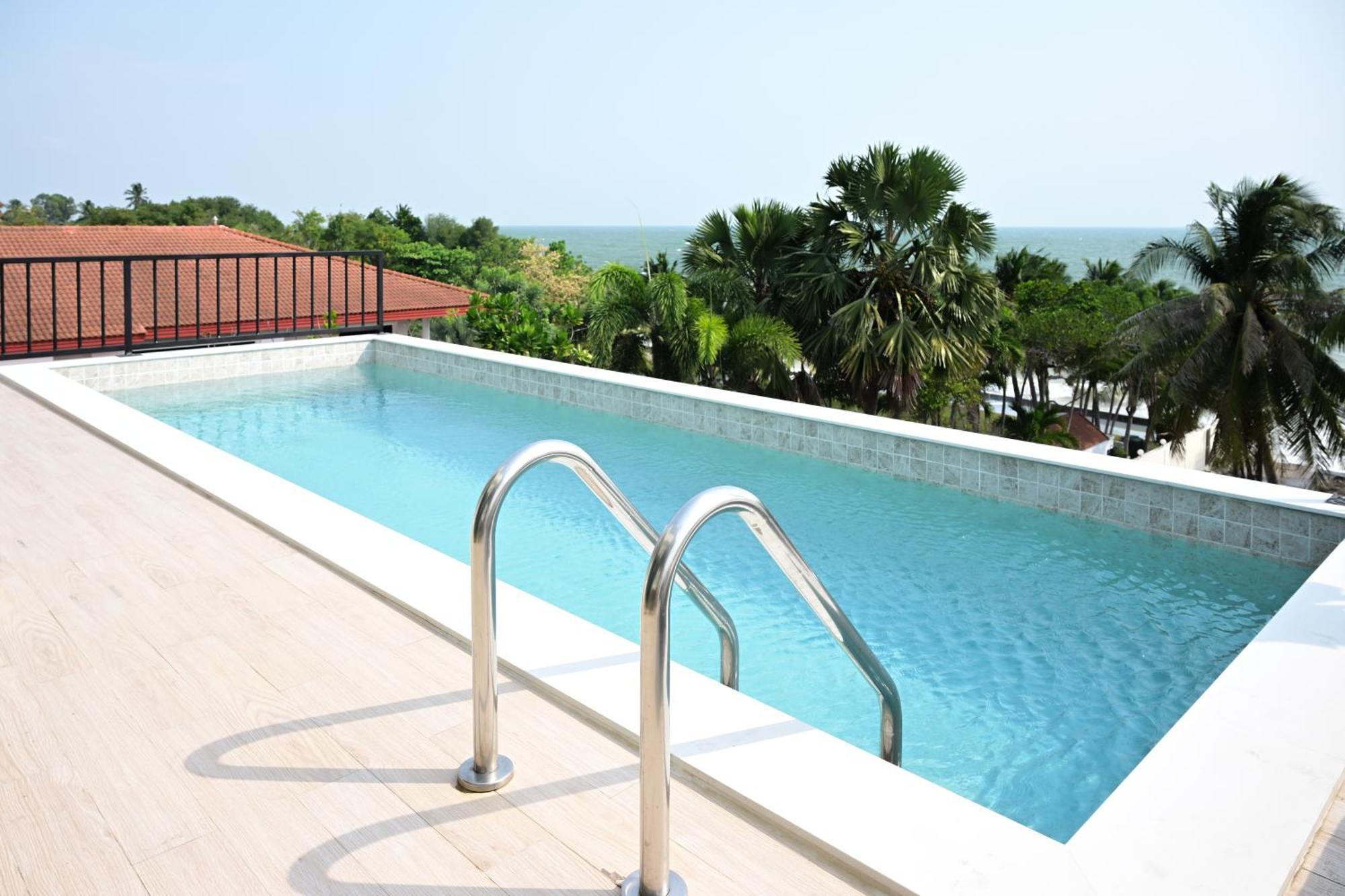 Dune Hua Hin Hotel Bagian luar foto