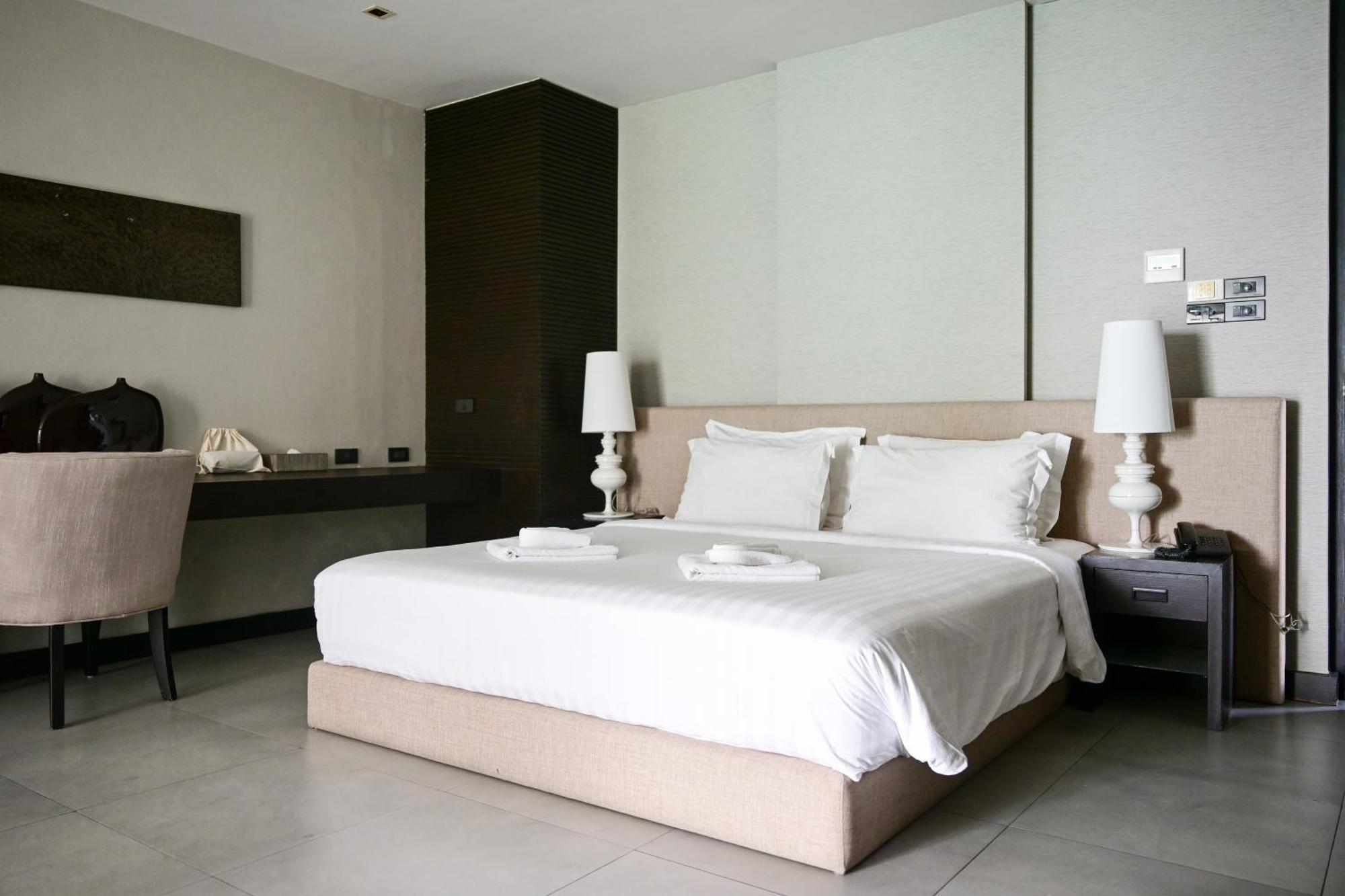Dune Hua Hin Hotel Bagian luar foto