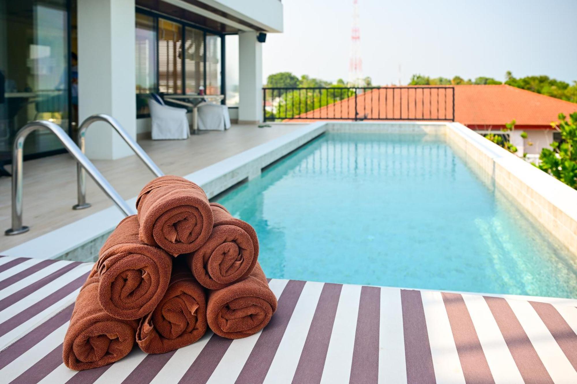 Dune Hua Hin Hotel Bagian luar foto