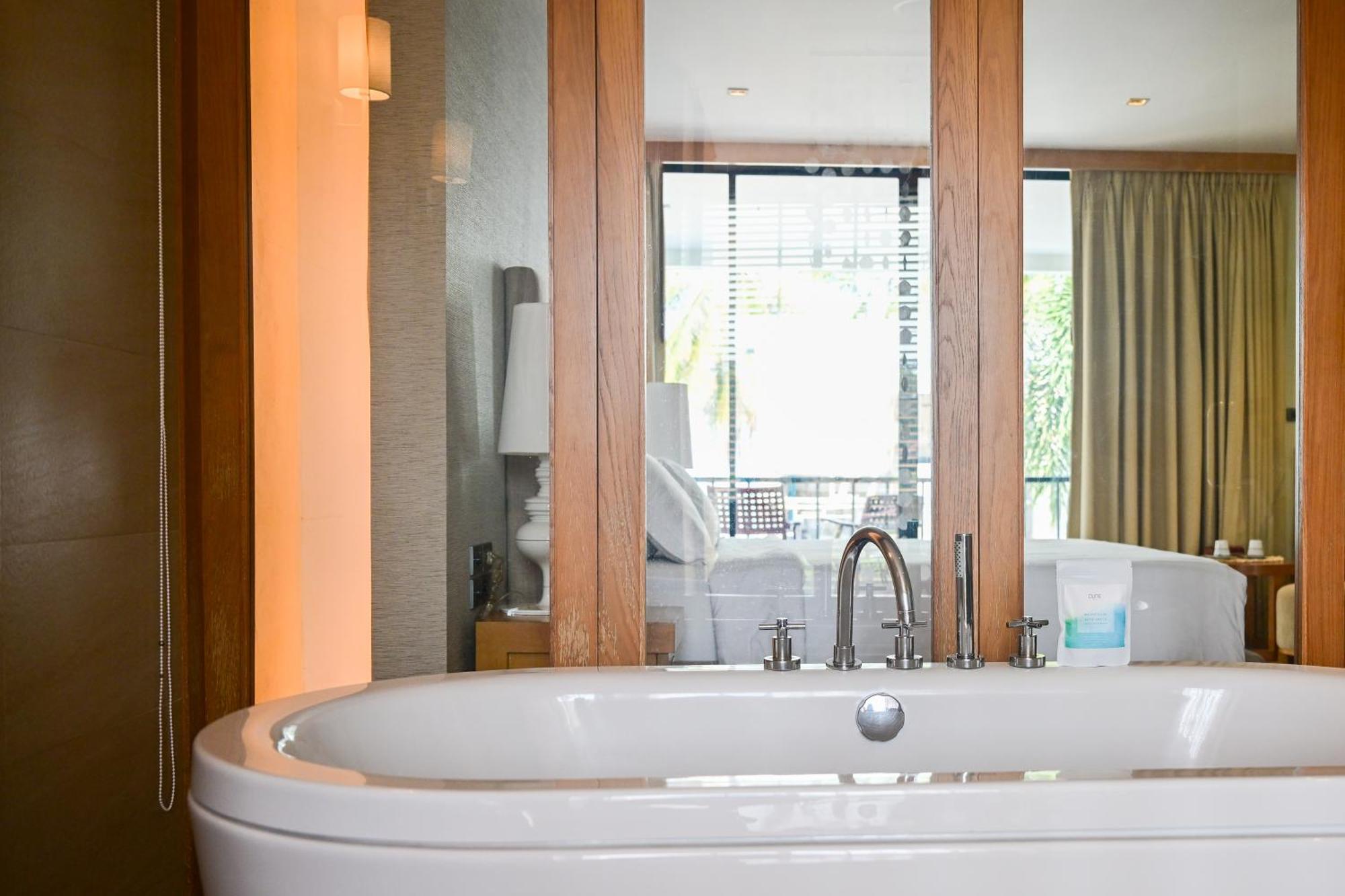 Dune Hua Hin Hotel Bagian luar foto