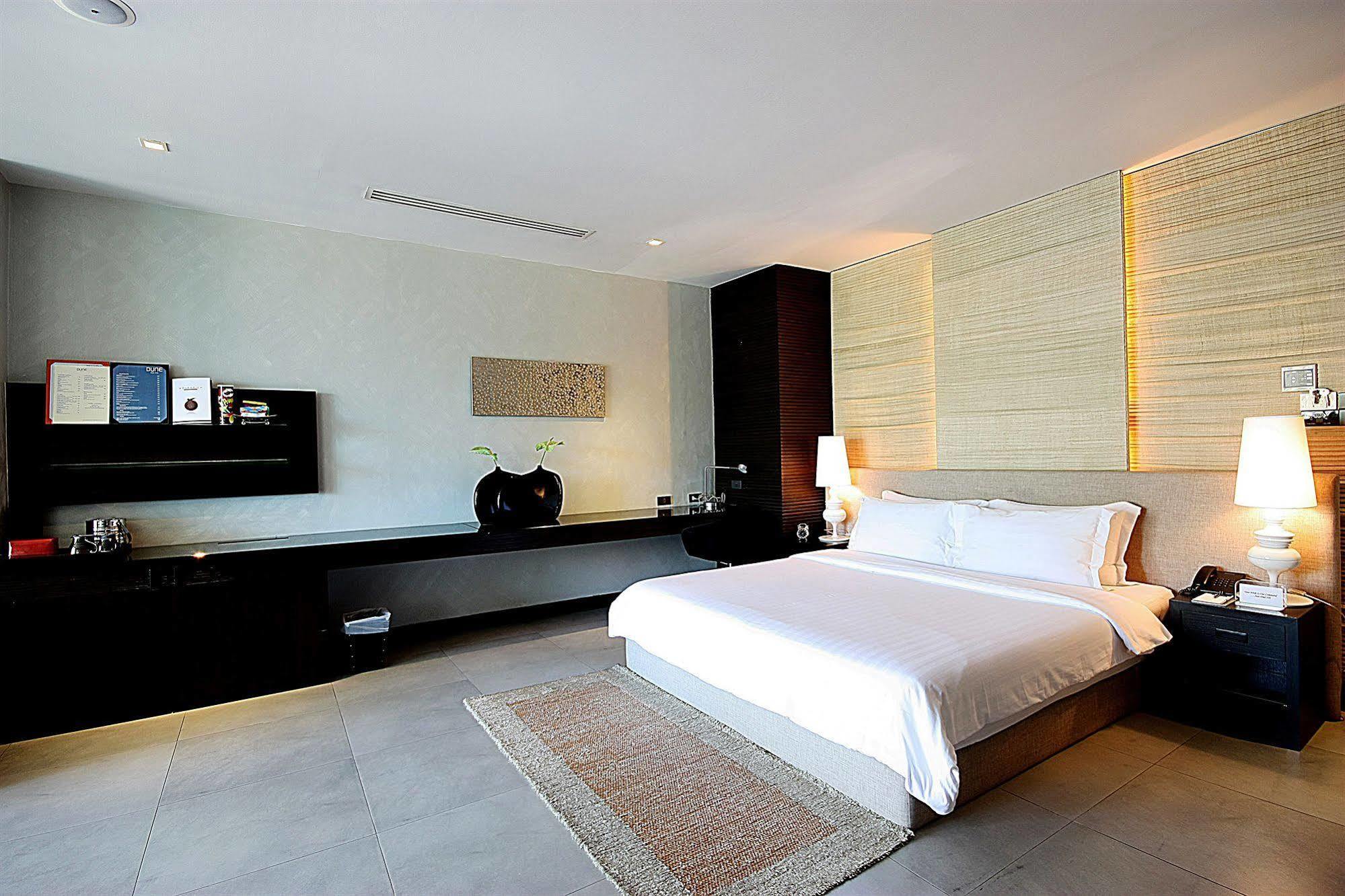 Dune Hua Hin Hotel Bagian luar foto
